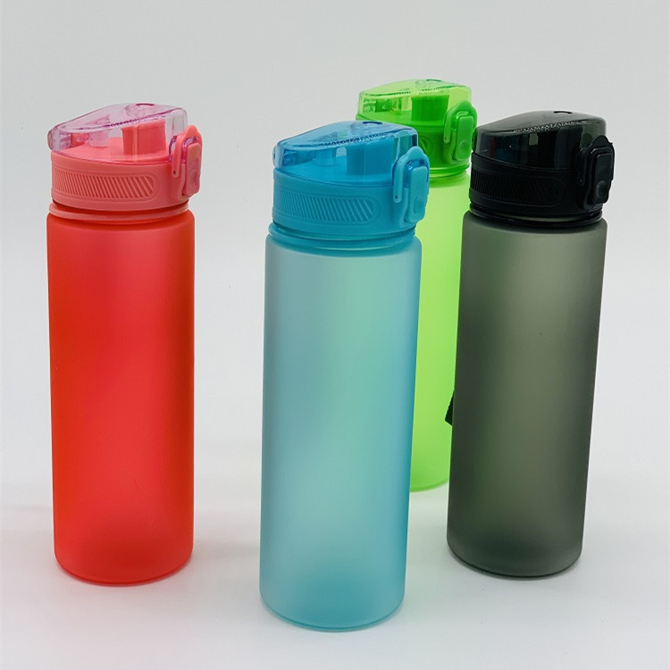 Personalize Water Bottle Porta - Sports Equipment And Names 评论和价格
